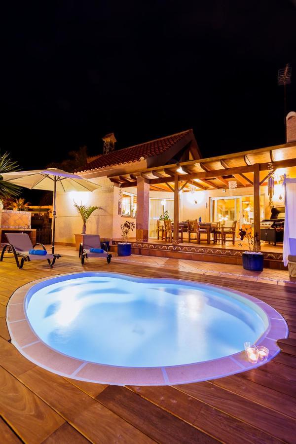 Villa Hibiscus Centrum Corralejo Beach Private Pool Family Extérieur photo